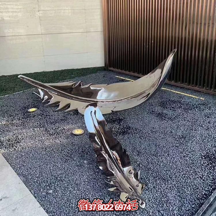 不銹鋼羽毛擺件鏡面裝飾，點亮戶外公園